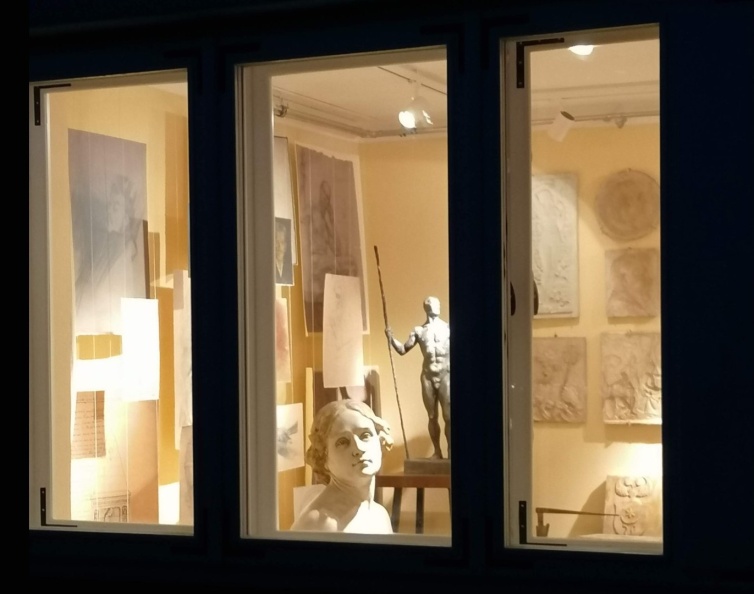 EKSKURSIJOS J. ZIKARO NAMUOSE-MUZIEJUJE