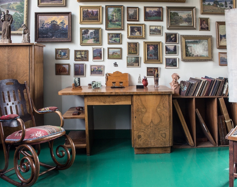 Visiting the Artist Antanas Žmuidzinavičius